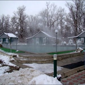 Centrul de recreere al castelului, regiunea Krasnodar, zona Mostovskaya, izvoare termale (calde), preturi,