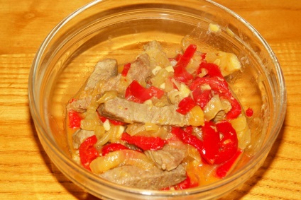 Carne de vită Stroganoff din carne de vită fără smântână și pastă de tomate - cât de delicios să gătească Stroganoff carne de vită cu