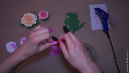 Flori de la Foamiran cu propriile mâini și modele și modele cu fotografii și clipuri video