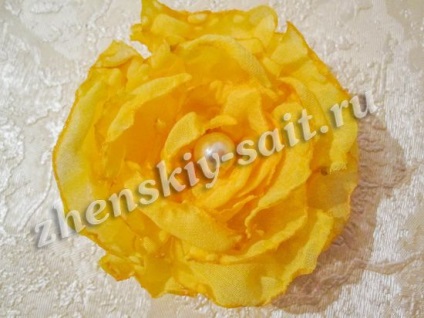 Flori din organza sau sifon cu mâinile - clasă de master