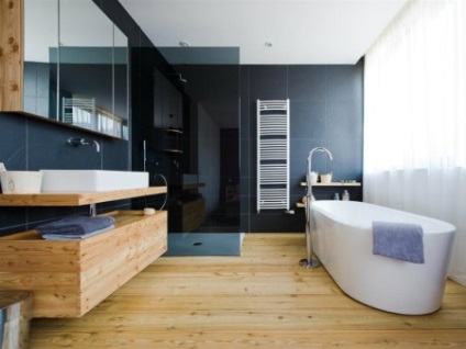 Fa padló a fürdőszobában - jellemzők és felszerelés