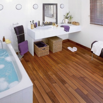 Podele din lemn în baie - caracteristici și instalare