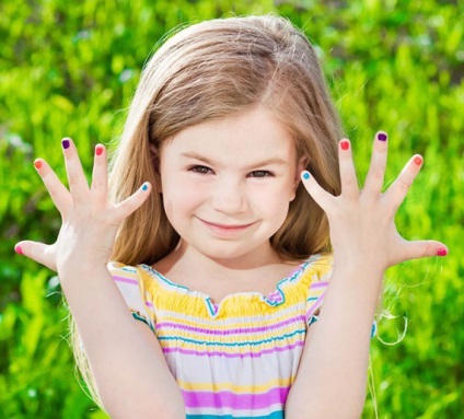 Manichiura pentru copii, cum se face manichiura unui copil