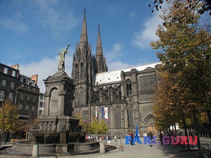 Látnivalók a város Clermont Ferrand Franciaországban