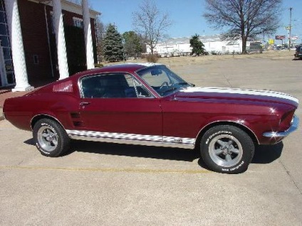 Ford mustang (1967) specificații și fotografii