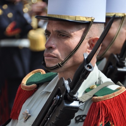 Legiunea străină franceză - ieri și astăzi, și vis pacem, para bellum!