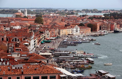 O zi perfectă în excursia de vizitare a orașului fantomă din Veneția