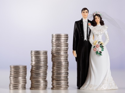 Hogyan lehet pénzt megtakarítani egy esküvőre?