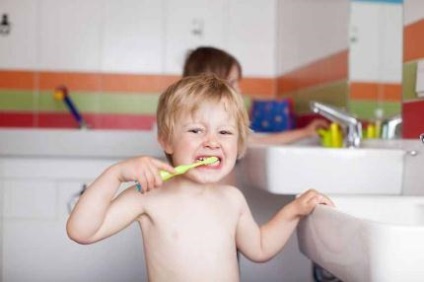 Cum să învăț copilul regulile de igienă - viața mea