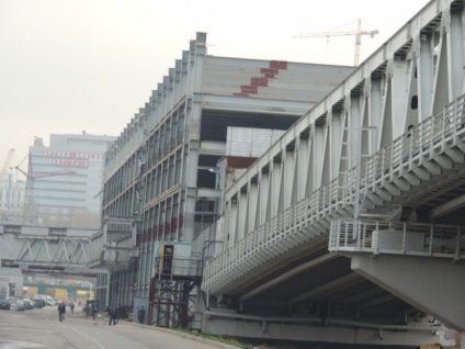 Cum de a construi celebrele centre comerciale din Moscova, eu