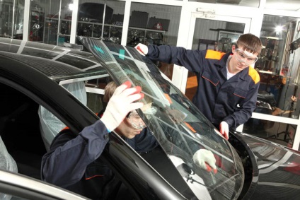 Cum să alegeți și unde să instalați geamul mașinii