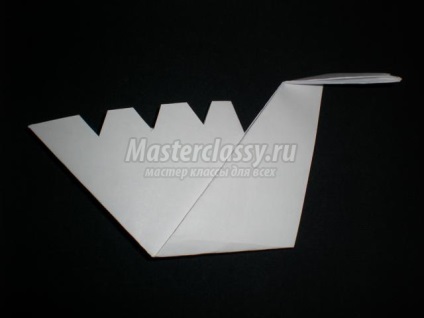 Hattyú az origami technikájában