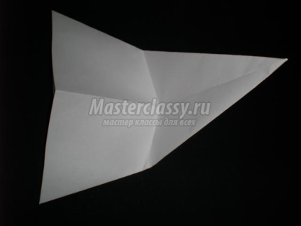 Hattyú az origami technikájában