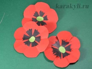 Poppies - aplicație pentru hârtie pentru copii de la 7 ani, scrawl