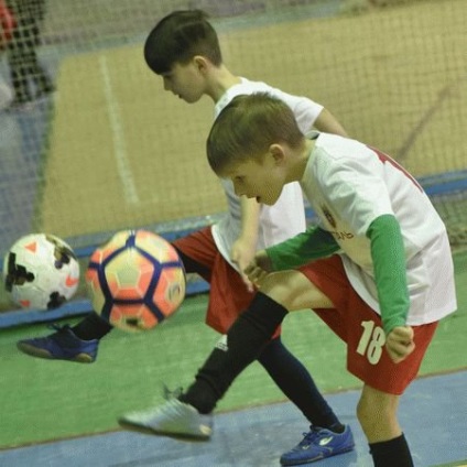 Mici jucători de fotbal Zaporozhye 