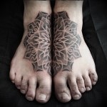 Tatuaj masculin și feminin pe picior 68 fotografii