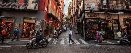 Napoli 2018, Italia