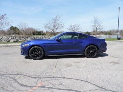 Revizuirea anului 2015 Ford Mustang v6 vs Ford Mustang ecoboost