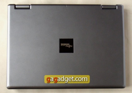 Revizuirea laptopului fujitsu siemens esprimo m9400