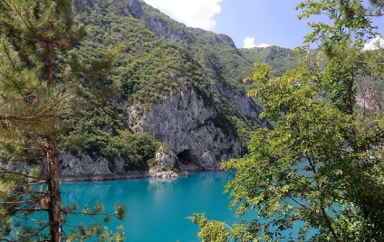 Lacul Pivskoe, pivsko jezero