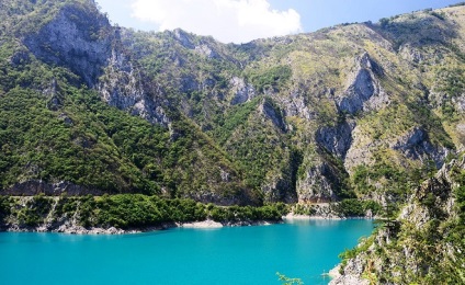 Lacul Pivskoe, pivsko jezero