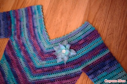 Rochii diagonale colorate - tricotat - țara-mamă