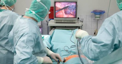 Hernia ombilicală în chirurgia adulților, recenzii
