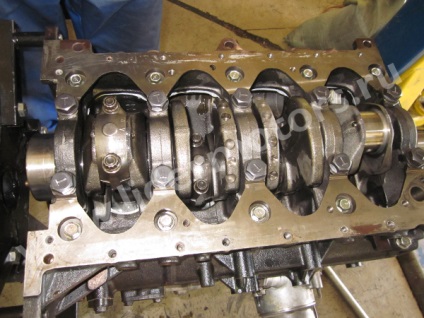 Repararea motorului nissan repararea motorului de patrulare zd30