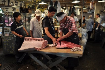 Piata de pe piata tsukiji din Tokyo - stiri in fotografii