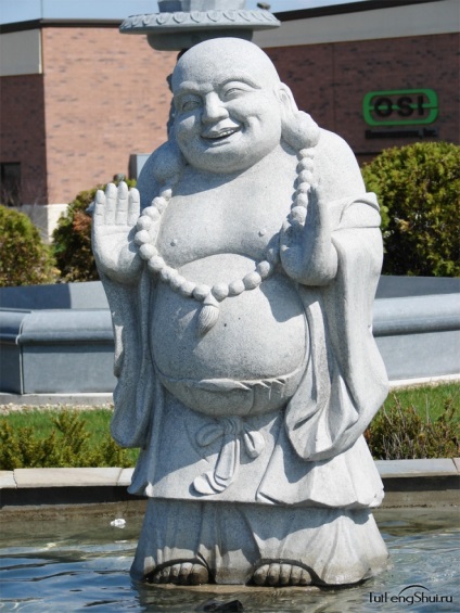 Râzând buddha în feng shui ca mascot