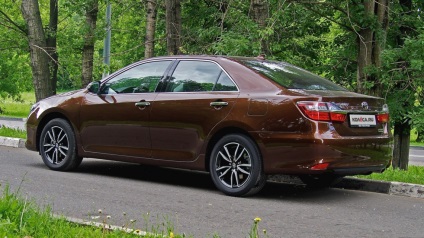 Unitatea de test a actualizat toyota camry exclusive