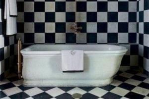 Fürdőszoba és WC fekete-fehér színben