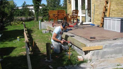 Veranda cu mâinile noastre, construcția noastră în fotografia 1