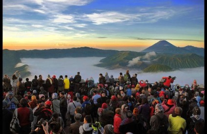 Bromo vulkán Indonéziában, hogy hogyan kell csinálni, és hogyan kell kevesebbet fizetni mindezért