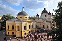 Ordinul cerut în templul Sfântului Matron al Moscovei