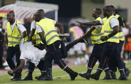 15 Cele mai celebre și brutale lupte fani de fotbal, proaspăt - cel mai bun Runet pentru a doua zi!