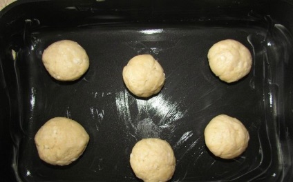 Кифли с рецепта стъпка по стъпка снимка домашно приготвени кифли, как да се подготви торти, сладкиши, правят gusenichka