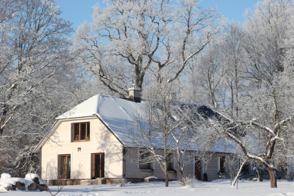 Înainte și după ce arată ca o fermă veche de-a doua în Vidzeme