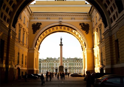 Galeria foto cum să ajungi la Piața Palatului din Sankt Petersburg
