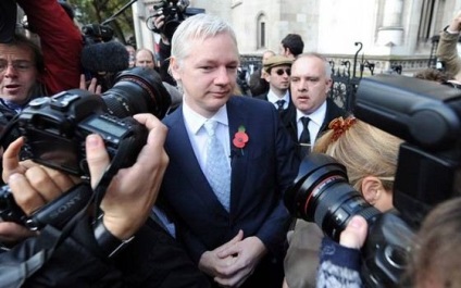 Julian Assange (julian assange) életrajz, fotó, magánélet
