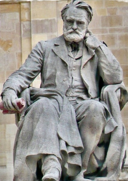 Geniul francez Victor Hugo - romantic, poet, publicist, ghid la Paris