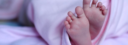 Cum se determină deformitatea valgusului piciorului la un copil
