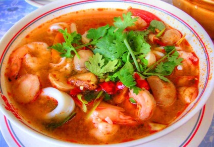 Cum să gătești o supă delicioasă thailandeză
