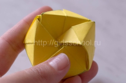 Cum sa faci un trandafir din hartie origami, scoala de sex feminin