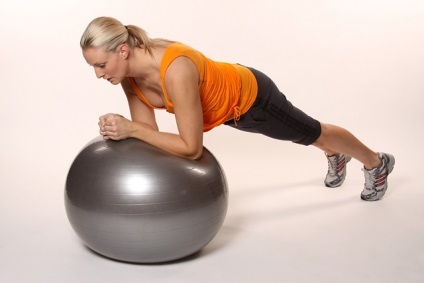 Exerciții complexe în sala de gimnastică pentru pierderea în greutate