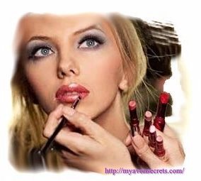Kozmetikumok az ajkakhoz 5 termék, amelyet a kozmetikai táskájában kell elhelyezni
