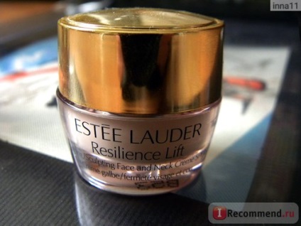 Crema de față estee lauder resilience lift spf 15 - 