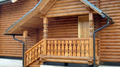 Portieră cu mâinile tale din lemn, cum să faci un verandă din lemn din metal și lemn, de la