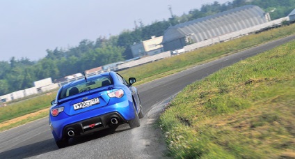 Cine este mai rapid cu roți față în față cu vagon de forță de focus sau cu tracțiune spate coupe subaru brz