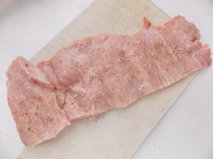 Carne de porc din carne de porc cu caise uscate